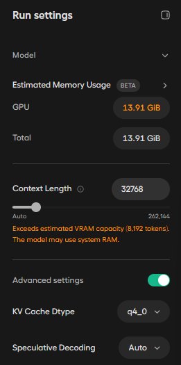 Unsloth Studio 실행 설정에서 Context Length 32768, 고급 항목의 KV Cache Dtype q4_0을 고른 화면, 예상 메모리 GPU 13.91GiB, 시스템 램을 쓸 수 있다는 안내